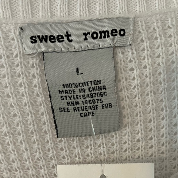 Sweet Romeo Sweater - Picture 3 of 5